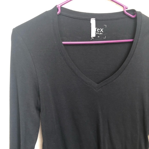 TEX by MAXAZRIA Black V-Neck Long Sleeve T-Shirt Knit Top Soft - Picture 3 of 10